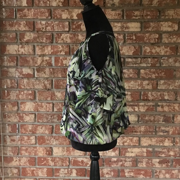 Jennifer Lopez Sheer Cold Shoulder Top - Picture 4 of 7